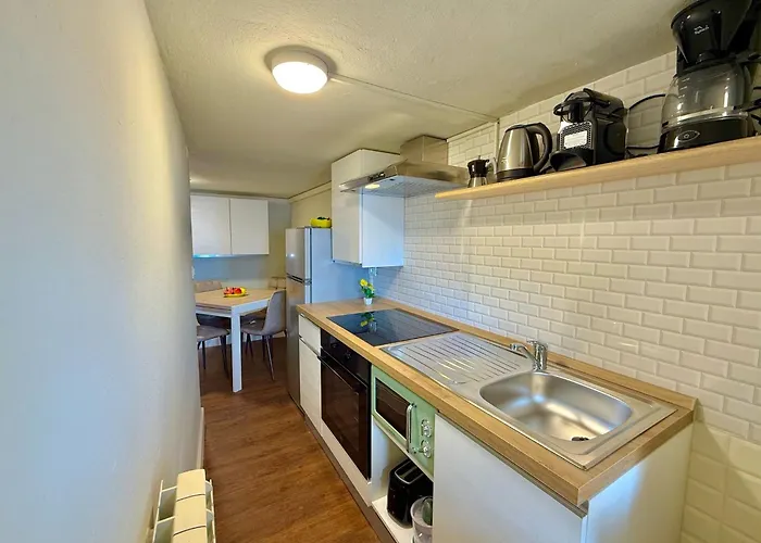 Lemon Home, Con Vista * Μενάτζιο